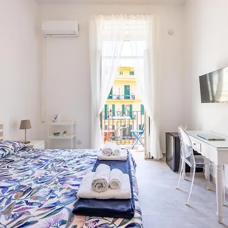 Appartement Holme Relais Santa Lucia By Napoliapartments Napels